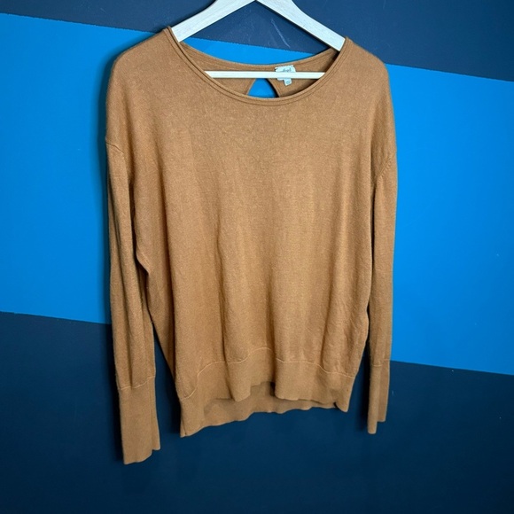 Wilfred Silk Cashemere Blend Tan Crew Neck Sweater - Picture 2 of 8